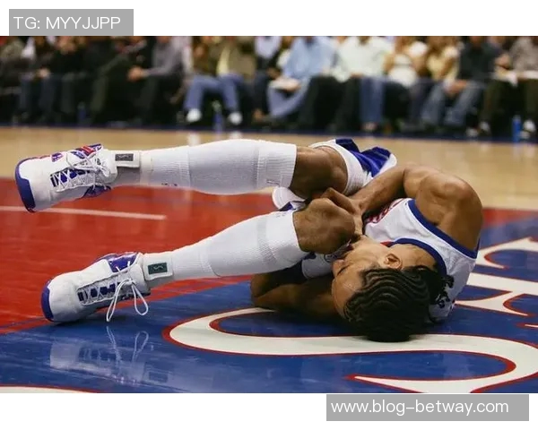 杰伦格林腿筋伤势恢复中已缺阵六场积极努力康复期待重返赛场